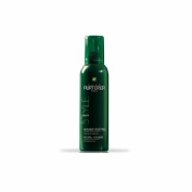 RENE FURTERER STYLE ESPUMA VEGETAL FIJADORA (200 ML)